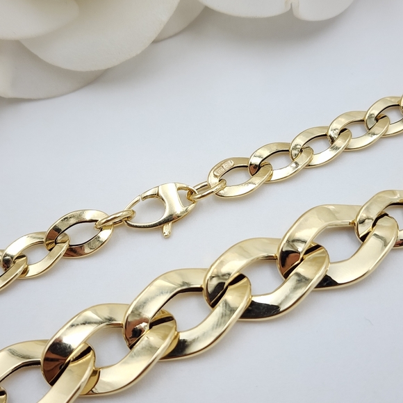 Real 14k Gold Fancy Cuban Necklace - 18 Inches - Picture 6 of 7